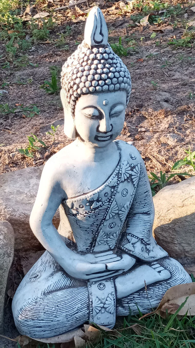 Estátua de Buda no Espaço Zen da Pousada Rosa & Canela